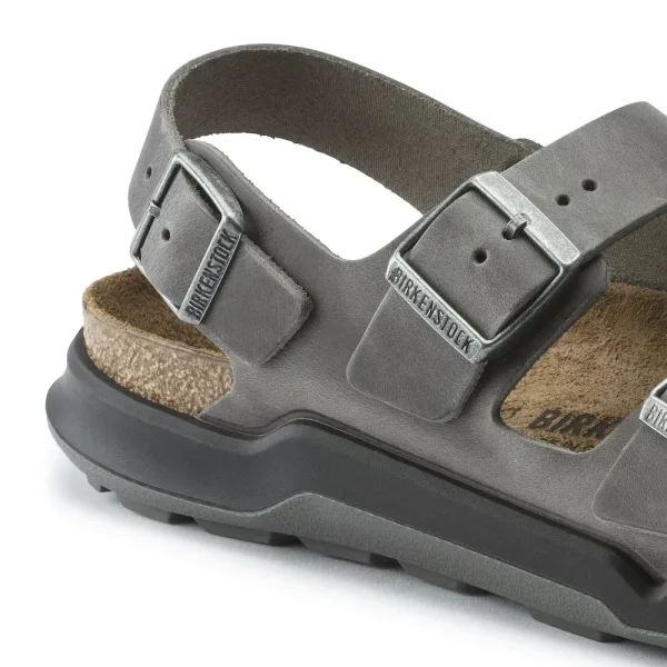 Milano Men Oiled Leather Iron - Image 8