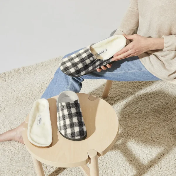 Zermatt Shearling Wool Felt Plaid White - Image 8