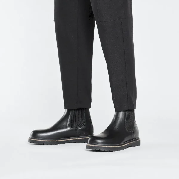 Highwood Slip On Men Leather Black - Image 2