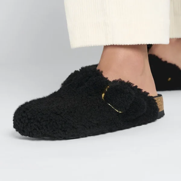 Boston Big Buckle Shearling Black Gold - Image 3