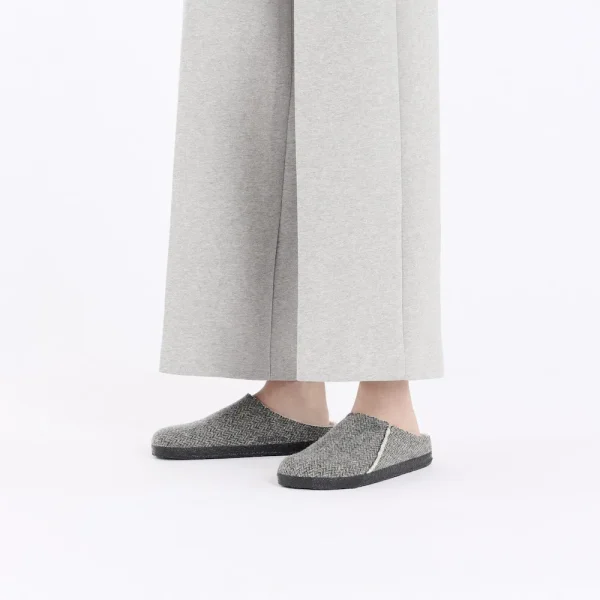 Zermatt Wool Felt Herringbone Gray - Image 2