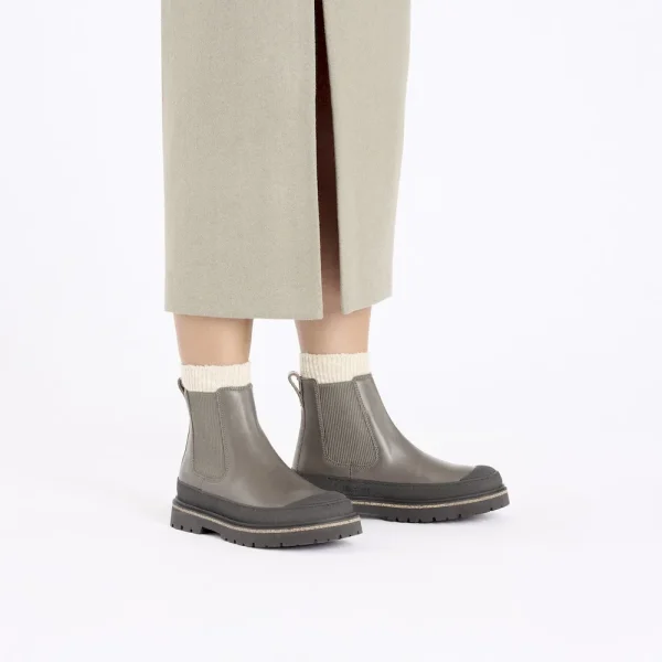 Prescott Slip On Women Oiled Leather Concrete Gray - Image 2