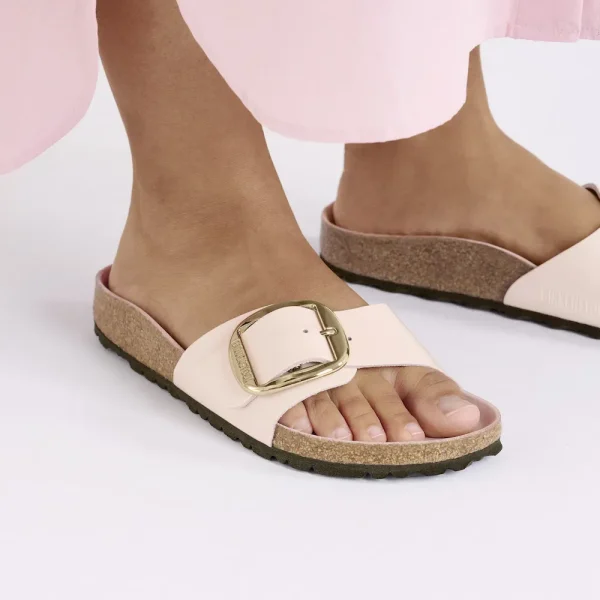 Madrid Big Buckle Natural Leather Patent High-Shine Light Rose - Image 3
