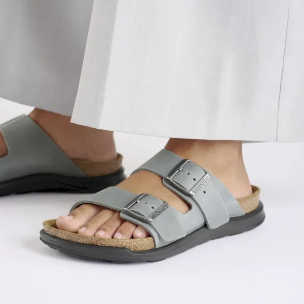 Arizona Crosstown Women Oiled Leather Basalt Gray - Image 3